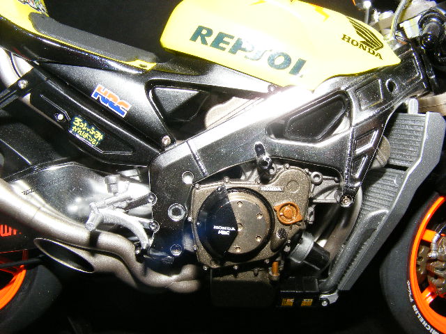 Engine Detail